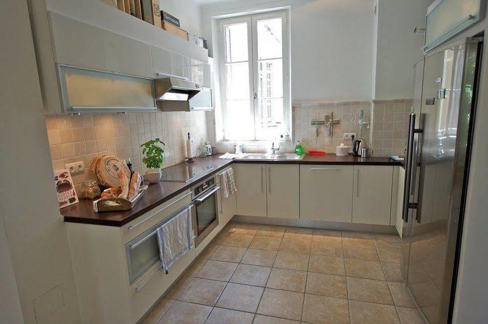 Rue Sade Bed & Breakfast Antibes Bagian luar foto