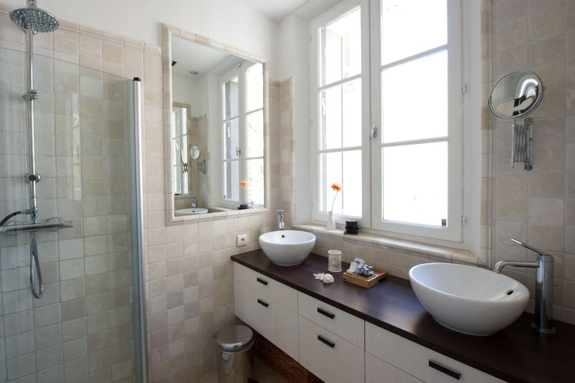 Rue Sade Bed & Breakfast Antibes Bagian luar foto