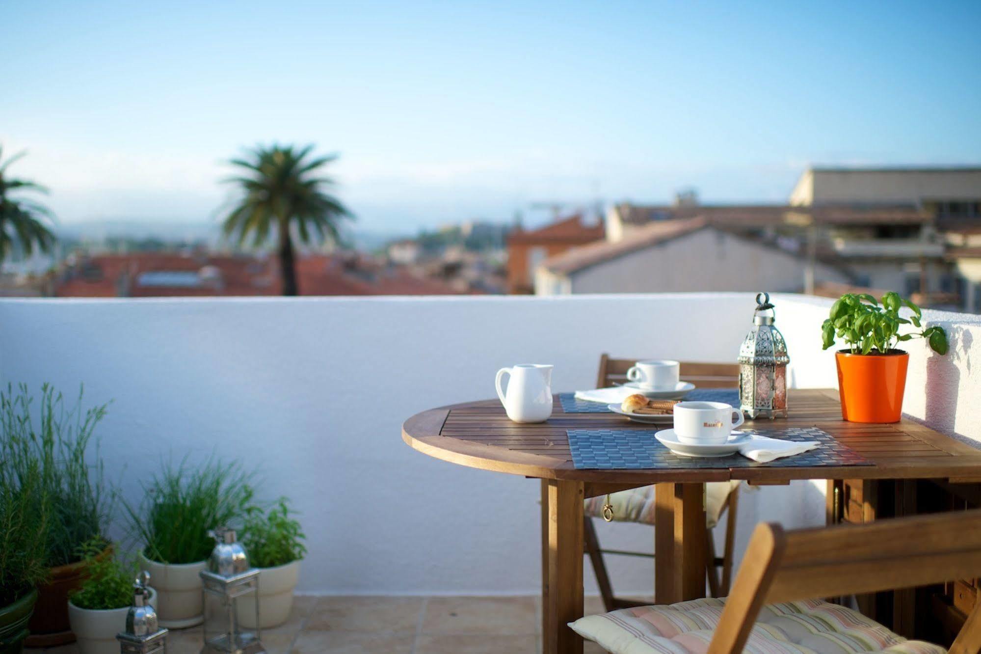 Rue Sade Bed & Breakfast Antibes Bagian luar foto